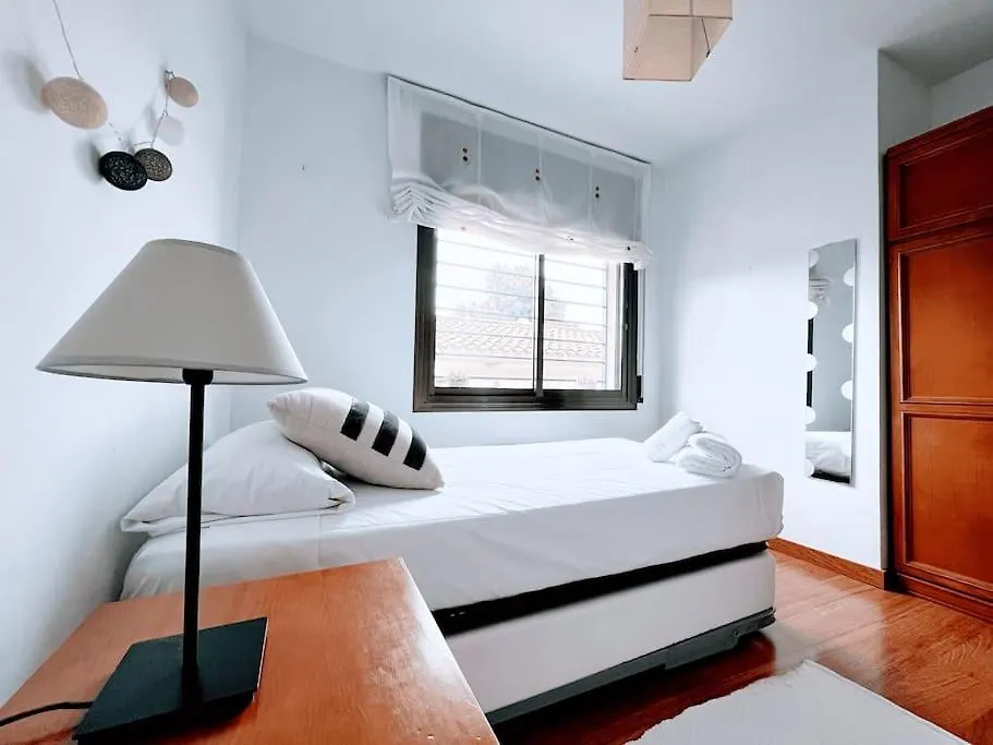 Вилла Casa De Vacaciones En Castelldefels ¡Tranquilidad Y Piscina! Испания